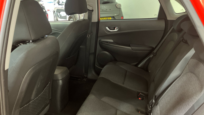 Hyundai KONA 100kW Premium 39kWh 5dr Auto Electric Hatchback